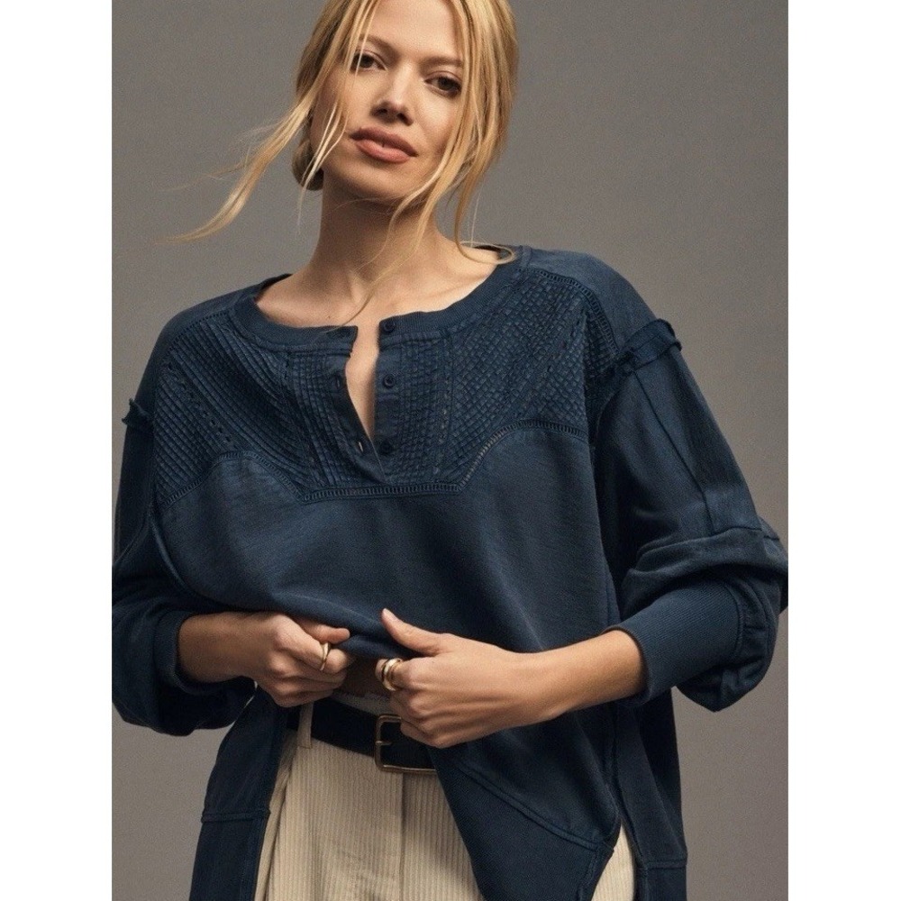 Pilcro‎ Anthropologie Pintuck Sweatshirt Navy Blue Cropped Small $98